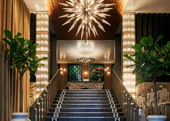 Hotel The One Alma Parigi